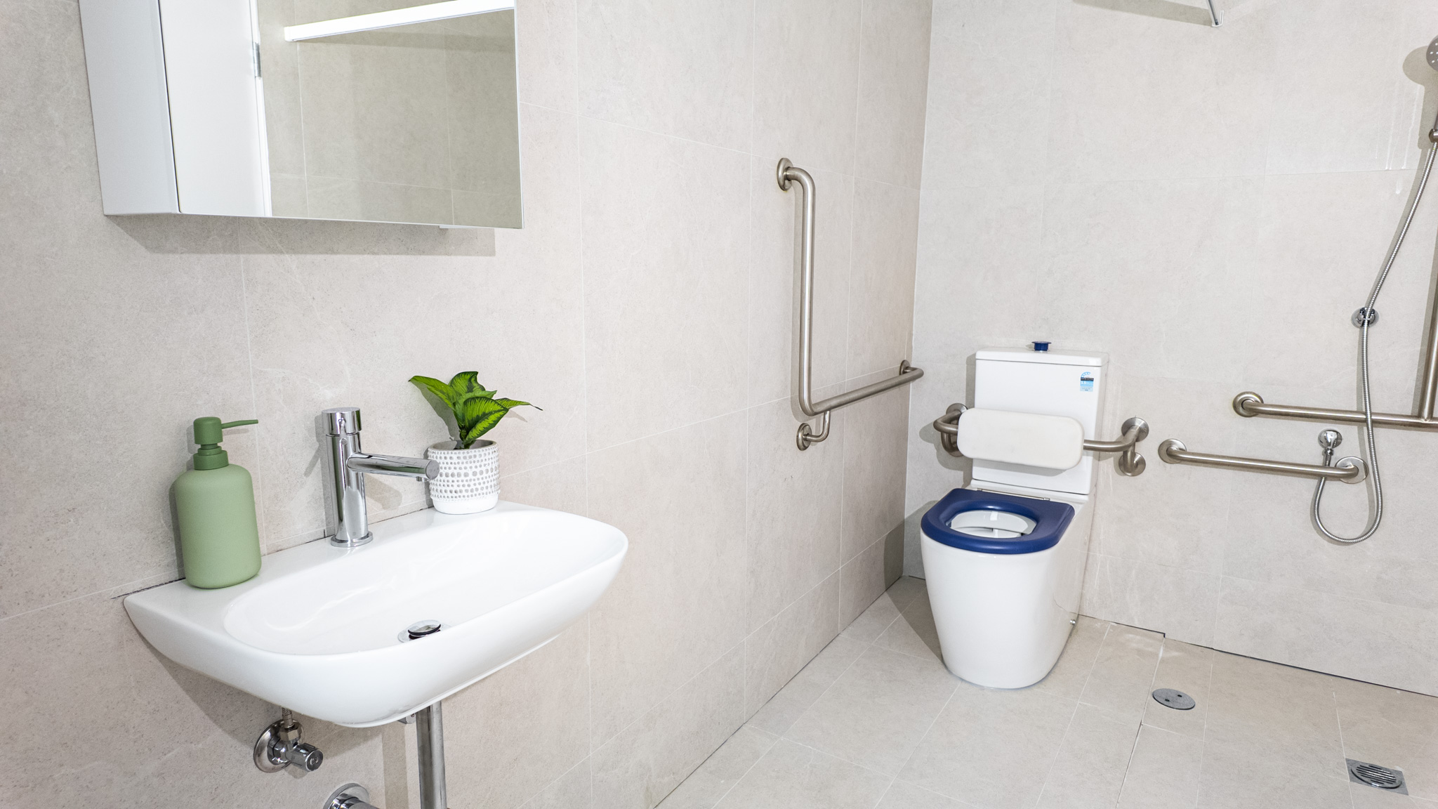 Rooty Hill SIL Apartments - accessible bathroom